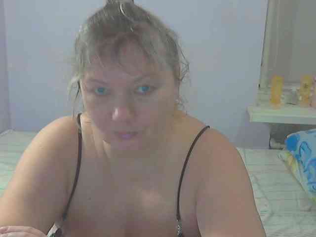 LucyAlexis webcam