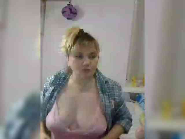 LucyAlexis webcam