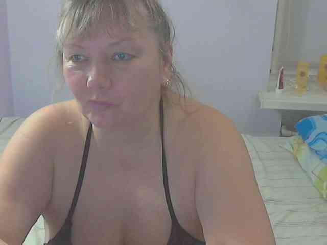 LucyAlexis webcam