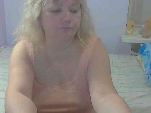 LucyAlexis webcam