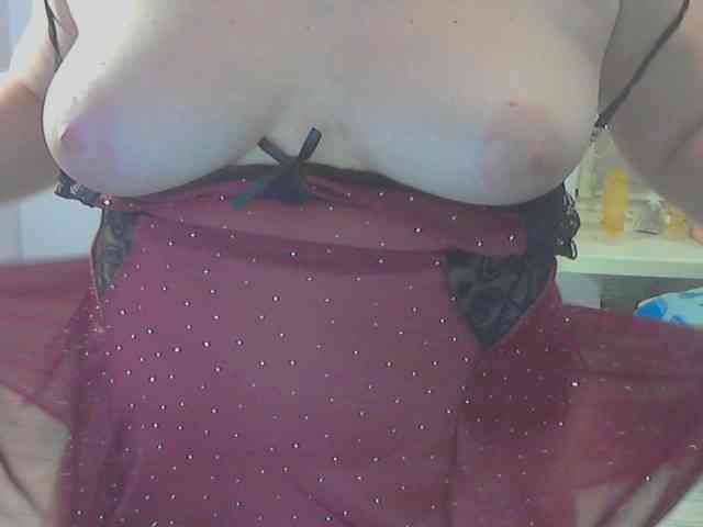 LucyAlexis webcam