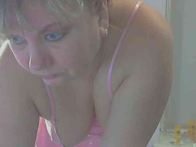 LucyAlexis webcam