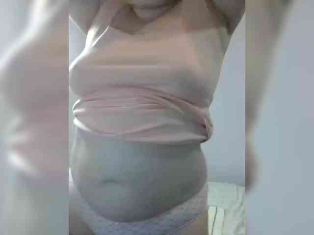 LucyAlexis webcam
