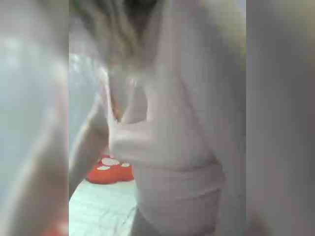 LucyAlexis webcam