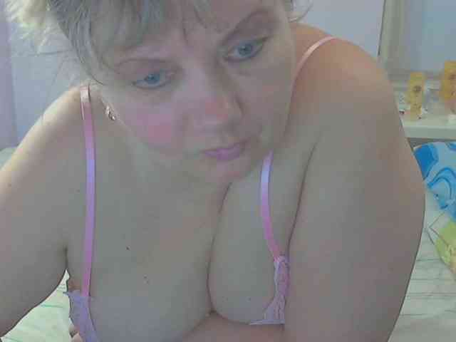LucyAlexis webcam
