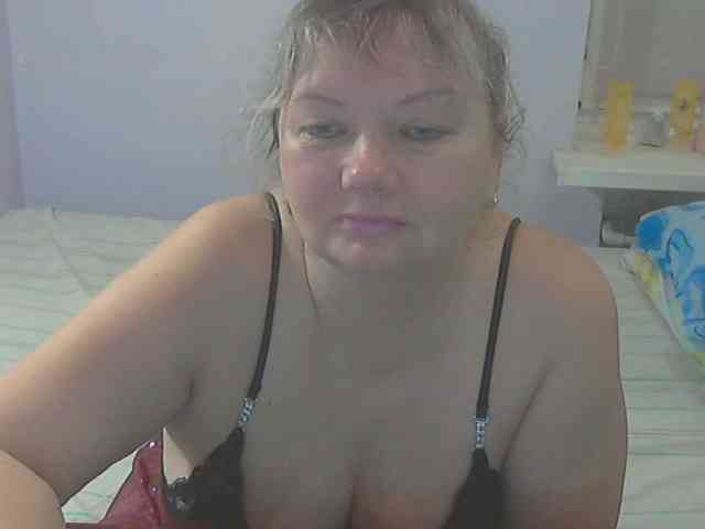 LucyAlexis webcam