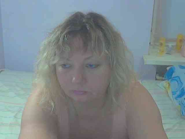 LucyAlexis webcam