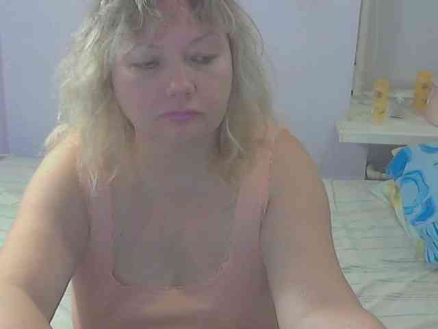 LucyAlexis webcam