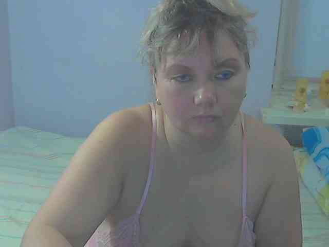 LucyAlexis webcam