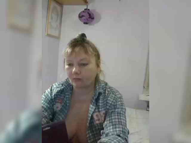 LucyAlexis webcam