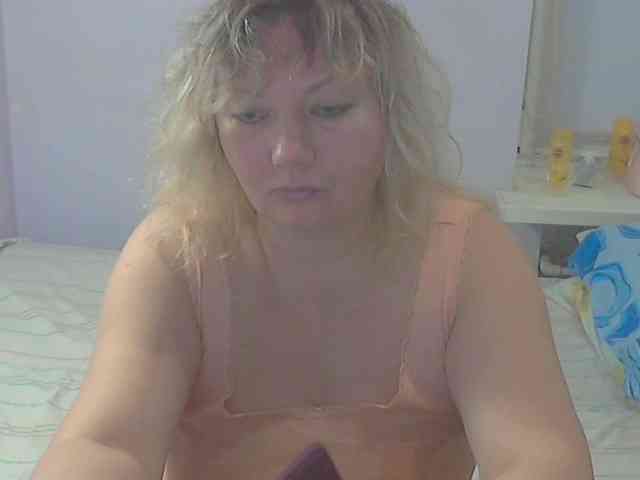 LucyAlexis webcam