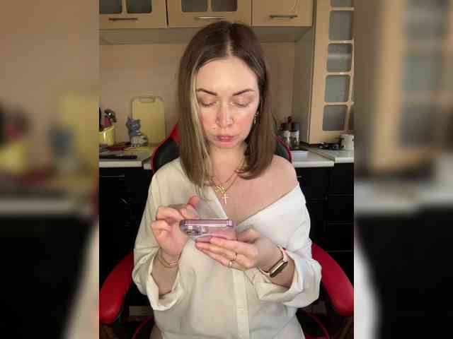 AloveA69 webcam