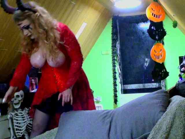 NaughtyNatali webcam