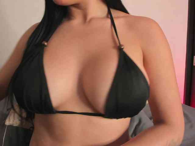 sofia-grey webcam