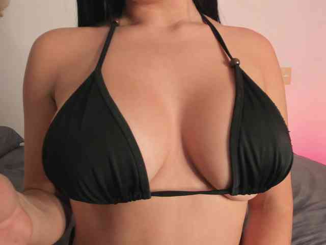 sofia-grey webcam