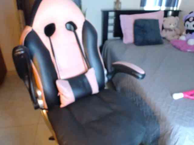 Violetacampbe webcam