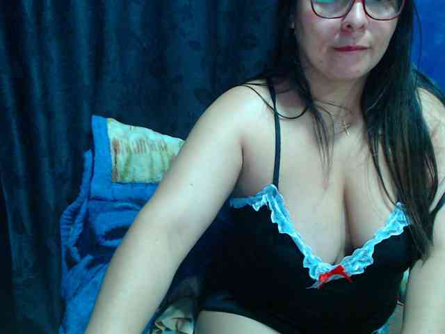 MARILYNWHANCO webcam