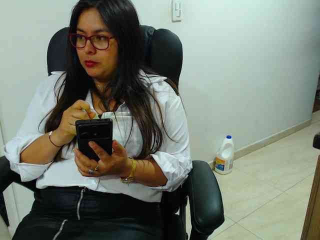 MARILYNWHANCO webcam