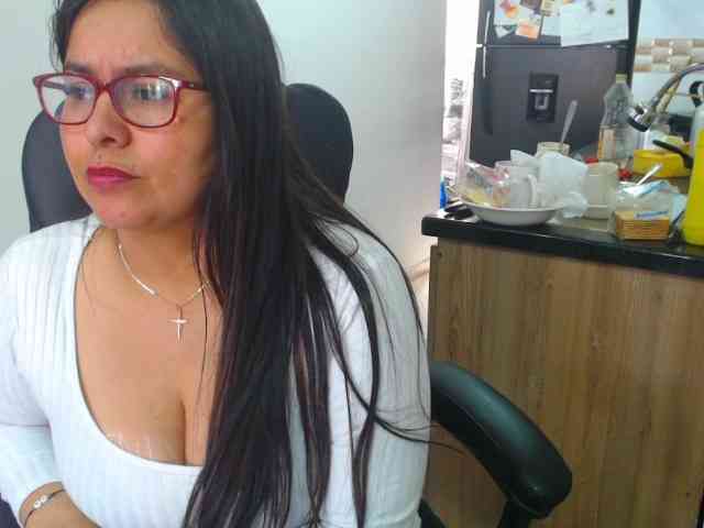 MARILYNWHANCO webcam