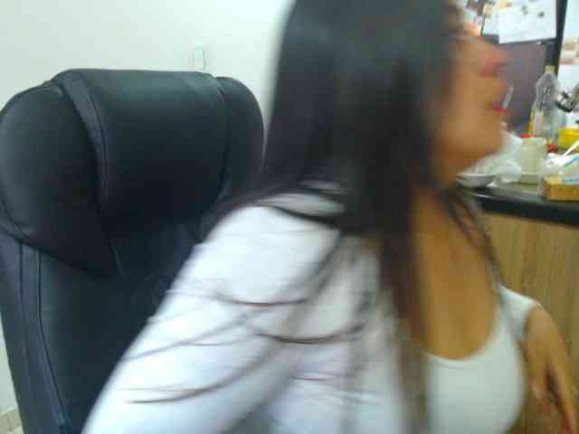MARILYNWHANCO webcam