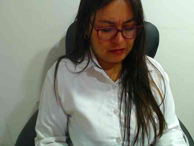 MARILYNWHANCO webcam