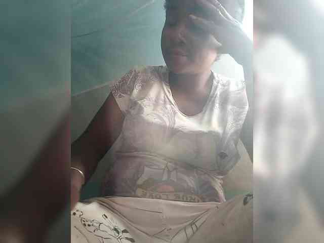 tryciah webcam