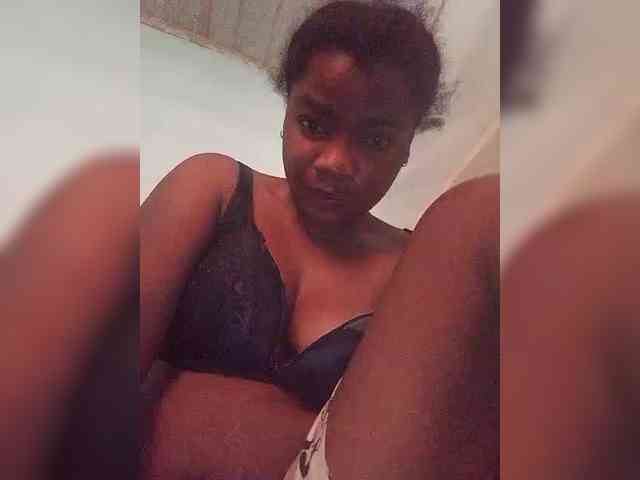 tryciah webcam