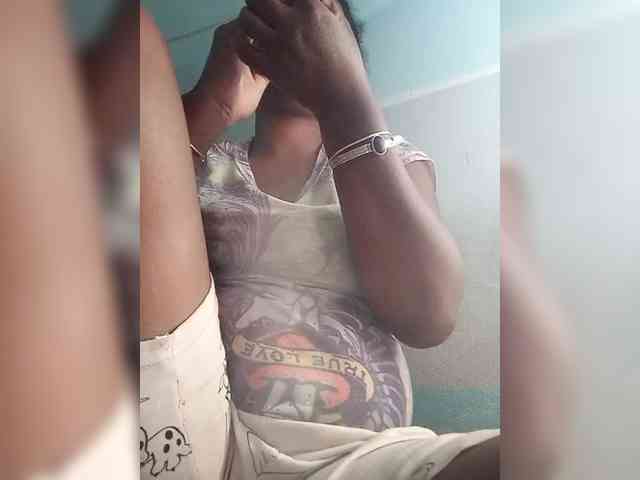 tryciah webcam