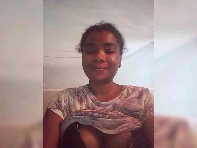 tryciah webcam