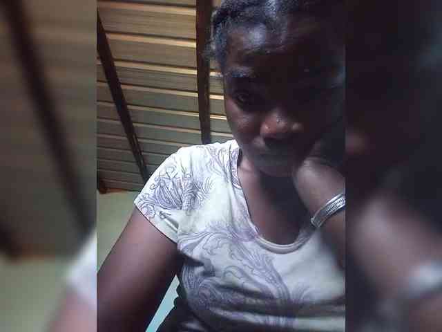 tryciah webcam