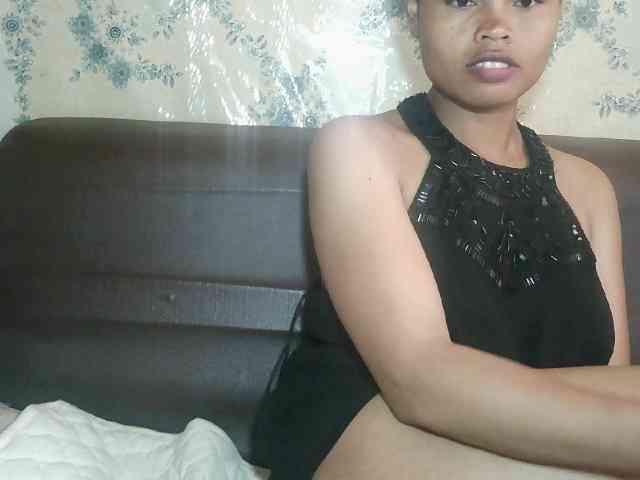 Pussy01lips webcam