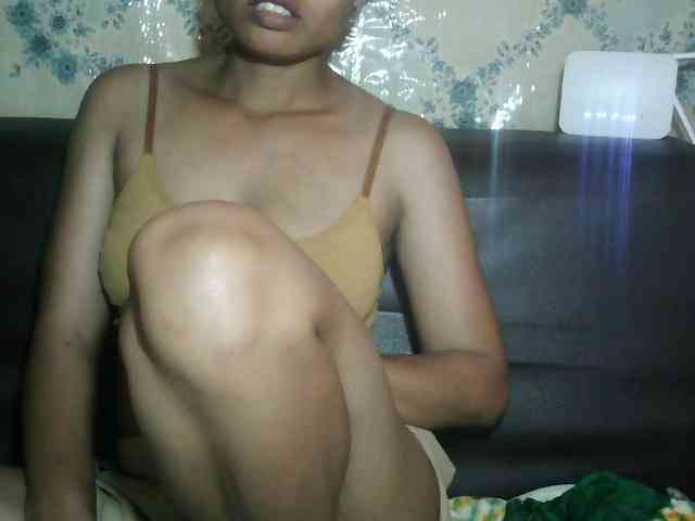Pussy01lips webcam