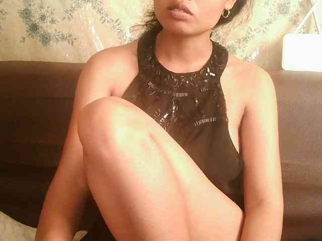 Pussy01lips webcam