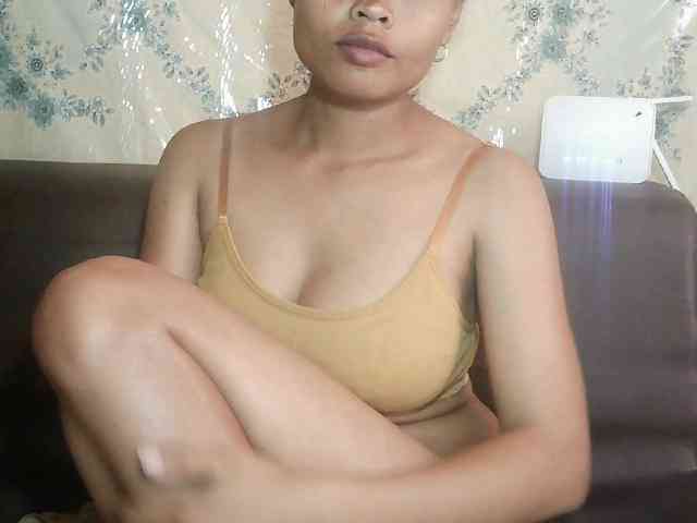 Pussy01lips webcam
