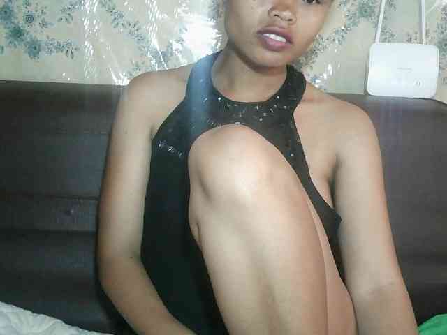 Pussy01lips webcam