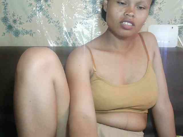 Pussy01lips webcam