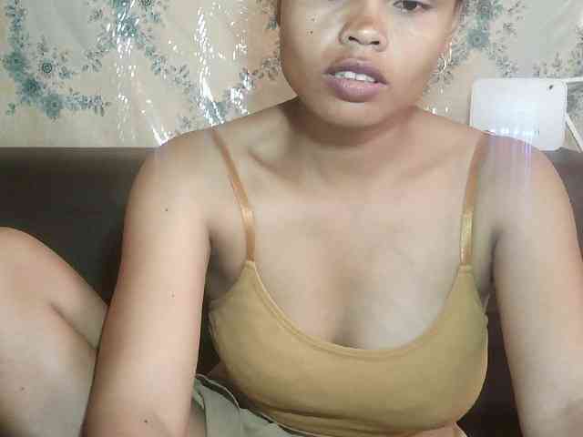 Pussy01lips webcam