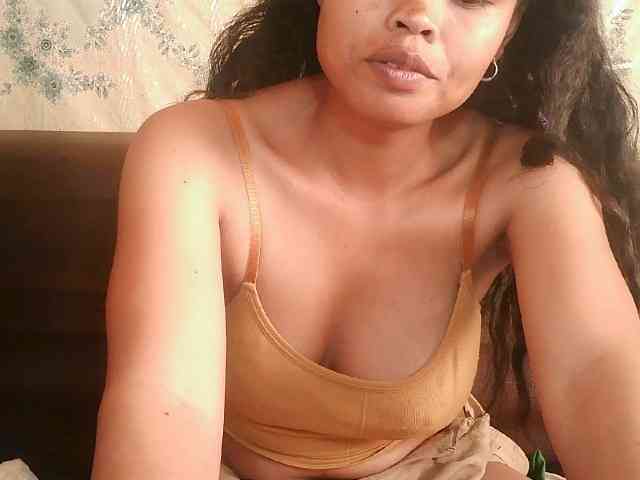 Pussy01lips webcam