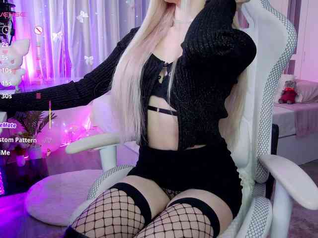 WhyBaby_ webcam
