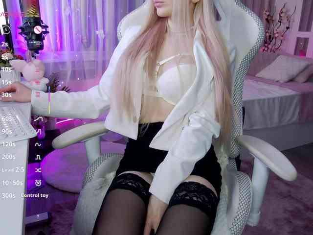 WhyBaby_ webcam
