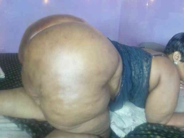Big-Ass-Wilma webcam