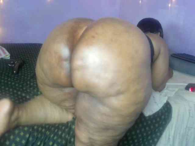 Big-Ass-Wilma webcam