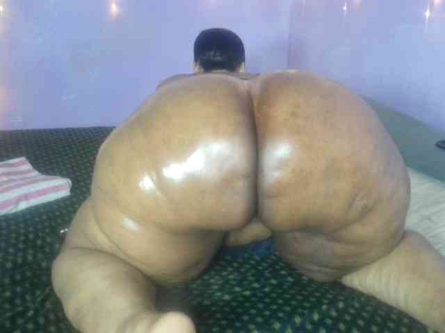 Big-Ass-Wilma webcam