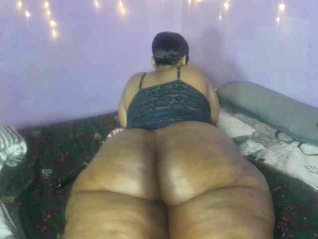 Big-Ass-Wilma webcam