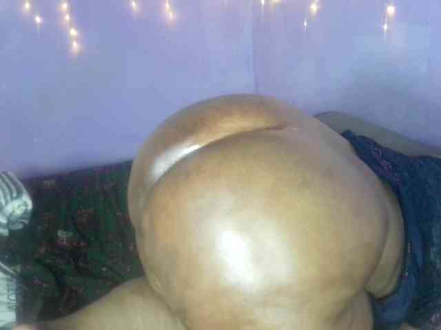 Big-Ass-Wilma webcam