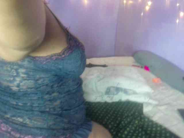 Big-Ass-Wilma webcam