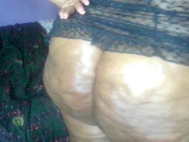 Big-Ass-Wilma webcam