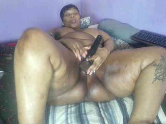 Big-Ass-Wilma webcam