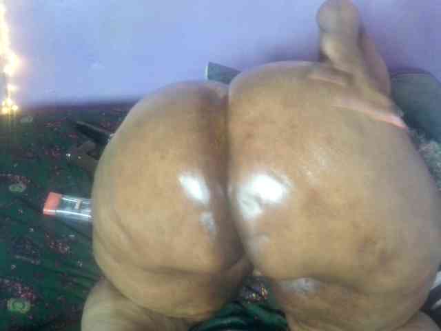 Big-Ass-Wilma webcam