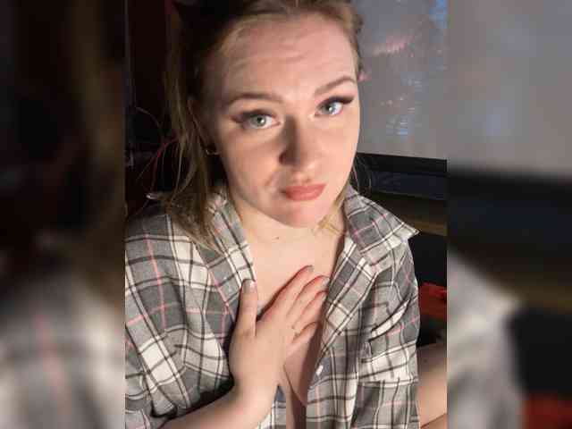 MrsAnna webcam